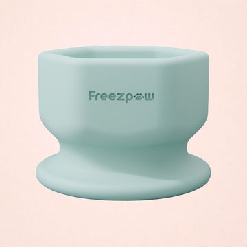 FreezSip Cat Fun Toy