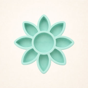 FreezFlower - Long-Lasting Frozen Flower Dog Treat Toy