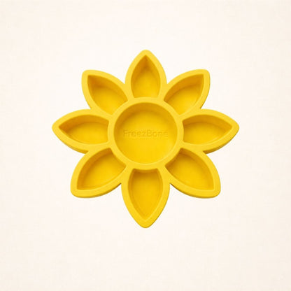 FreezFlower - Long-Lasting Frozen Flower Dog Treat Toy